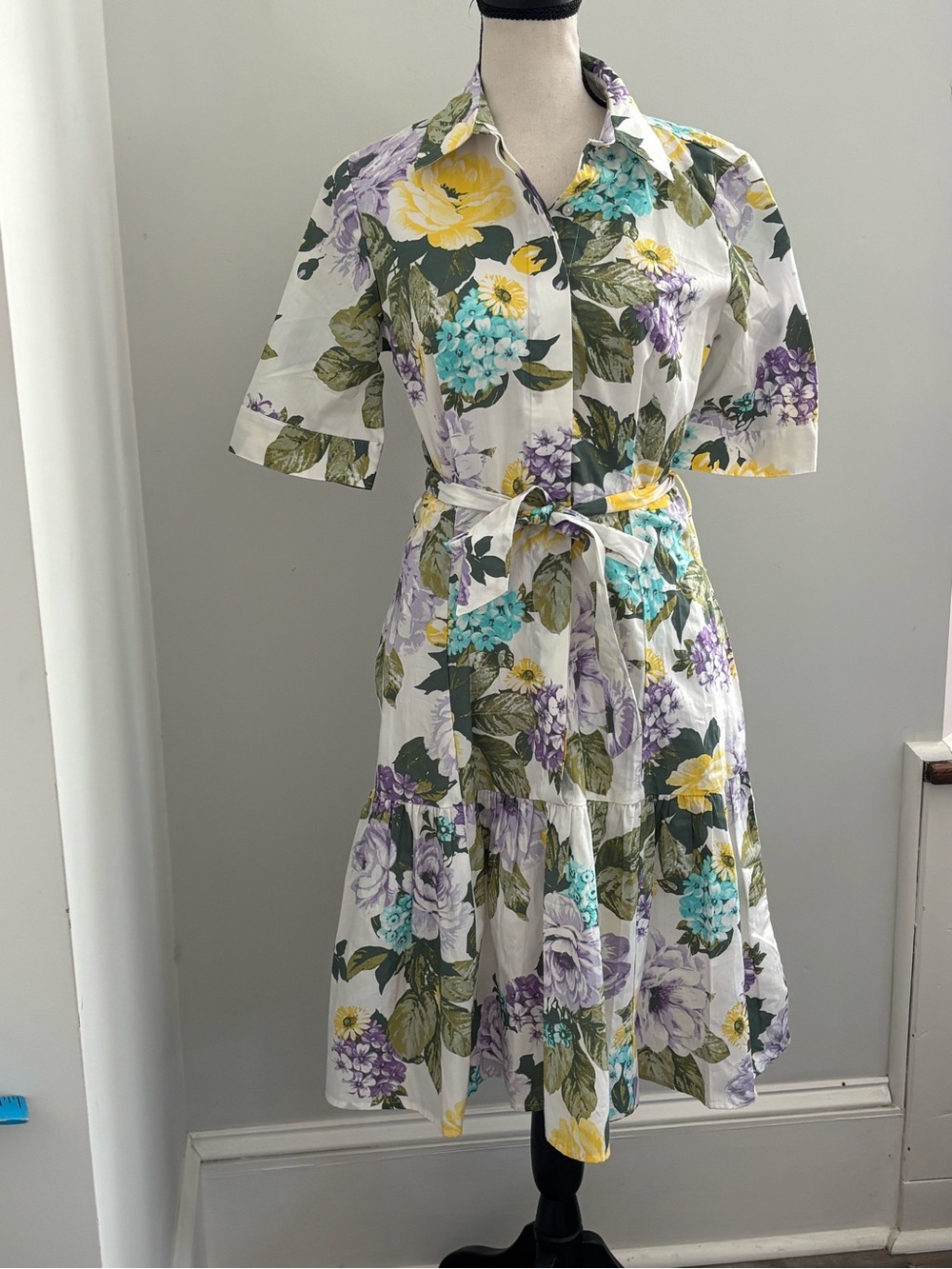 🐞Calvin Klein White Mini Dress with Purple, Yellow & Teal Floral Print - Picture 2 of 12